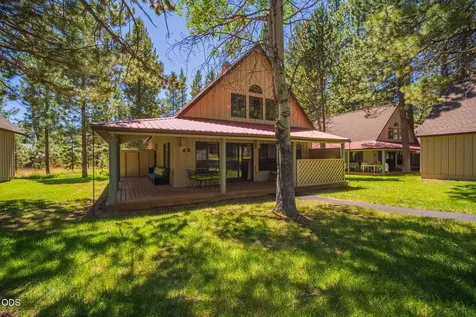 57499 Circle Four Lane Sunriver OR 97707