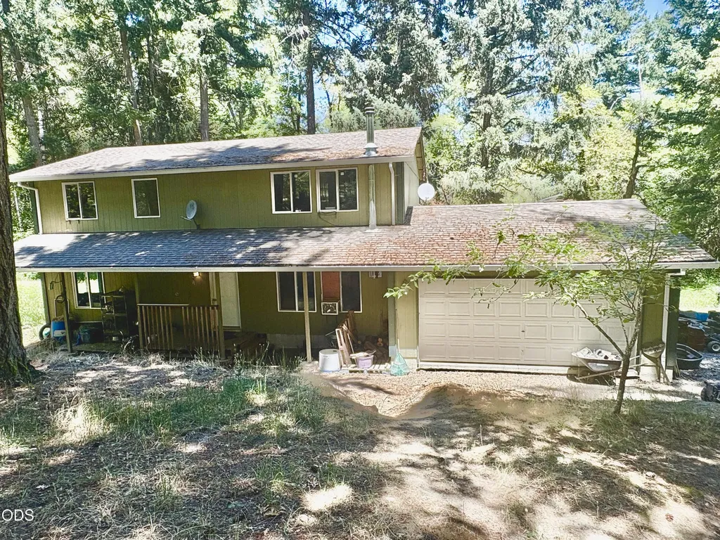1202 Sheraton Drive Williams OR 97544