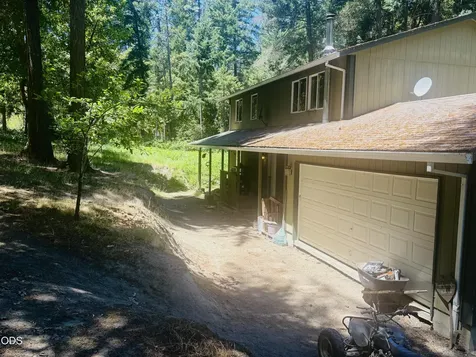 1202 Sheraton Drive Williams OR 97544
