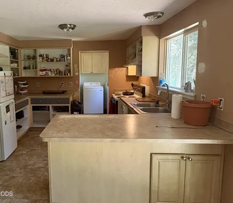 1202 Sheraton Drive Williams OR 97544