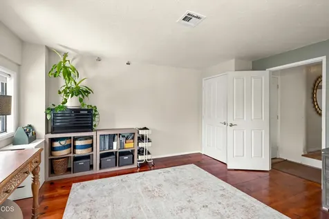 322 N 3rd Street Central Point OR 97502