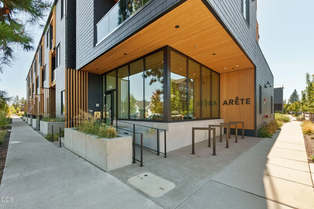 2745 NW Ordway Avenue Bend OR 97703
