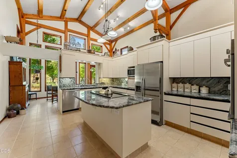 2076 Upper Applegate Road Jacksonville OR 97530