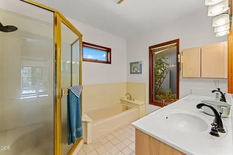 2076 Upper Applegate Road Jacksonville OR 97530