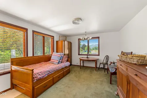 2076 Upper Applegate Road Jacksonville OR 97530