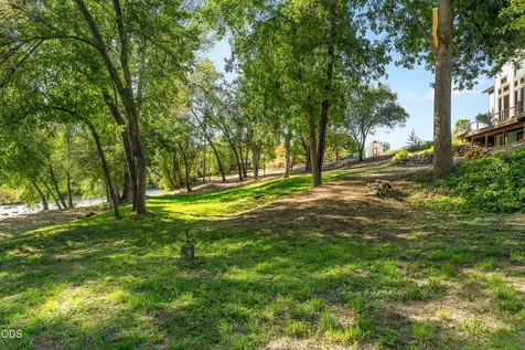 2076 Upper Applegate Road Jacksonville OR 97530