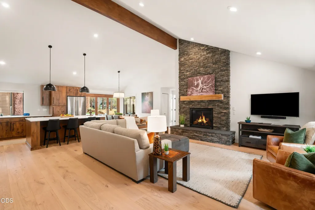 57448 Quartz Mountain Lane Sunriver OR 97707