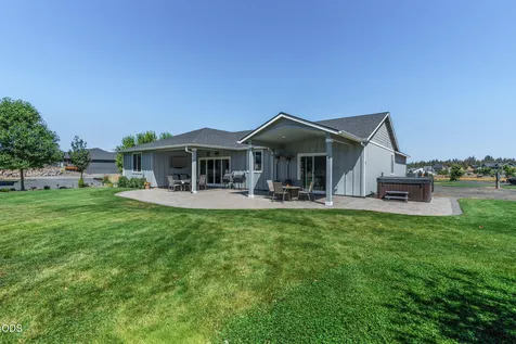 4137 NW 39th Drive Redmond OR 97756