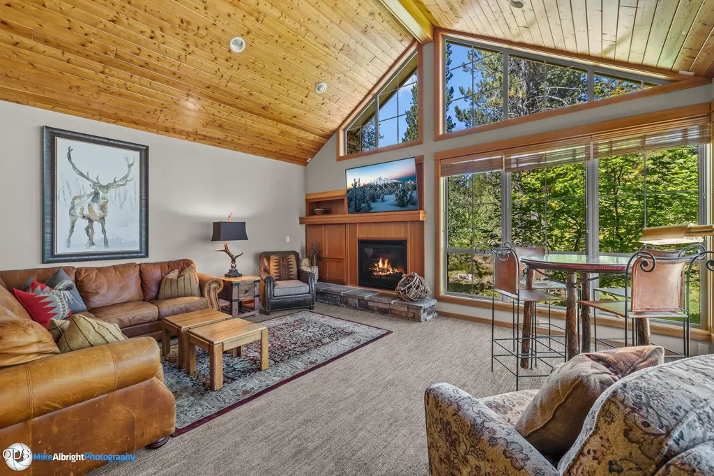 57163 Fremont Drive Sunriver OR 97707