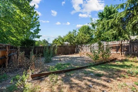 130 Sharon Drive Phoenix OR 97535