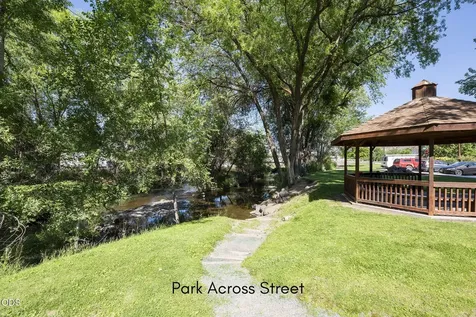 1670 SE Mountain View Drive Prineville OR 97754