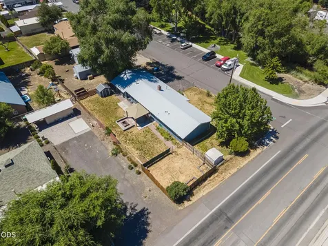 1670 SE Mountain View Drive Prineville OR 97754