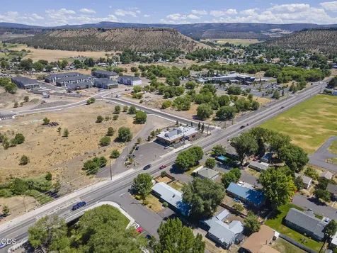 1670 SE Mountain View Drive Prineville OR 97754