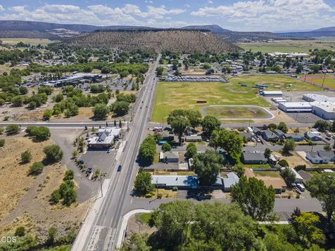 1670 SE Mountain View Drive Prineville OR 97754
