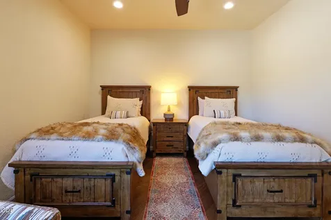 1600 N Second Avenue Gold Hill OR 97525
