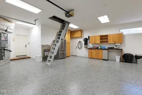 1600 N Second Avenue Gold Hill OR 97525