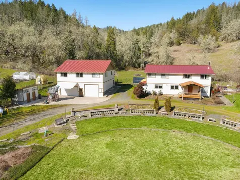 375 Porter Creek Road Winston OR 97496