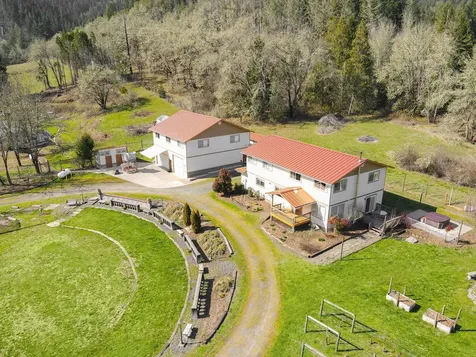 375 Porter Creek Road Winston OR 97496