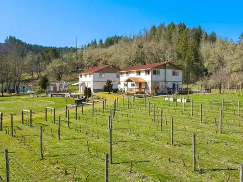 375 Porter Creek Road Winston OR 97496
