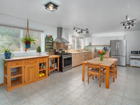 375 Porter Creek Road Winston OR 97496