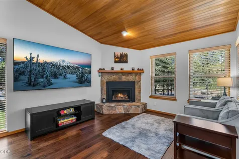 17750 W Core Road Sunriver OR 97707