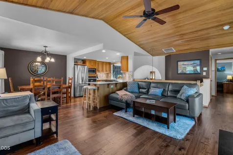17750 W Core Road Sunriver OR 97707