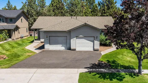 726 NE Savannah Drive Bend OR 97701