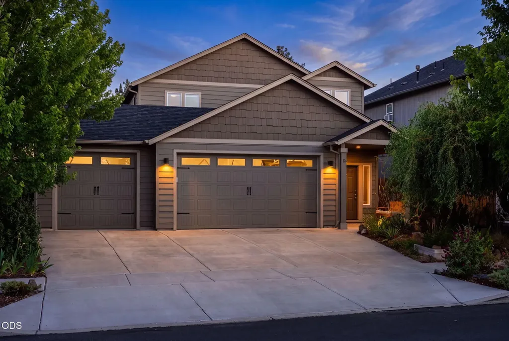 21241 SE Golden Market Lane Bend OR 97702