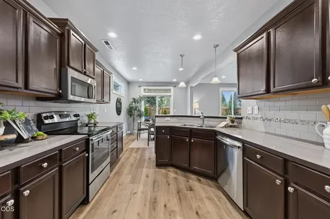 21241 SE Golden Market Lane Bend OR 97702