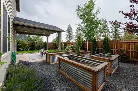 21241 SE Golden Market Lane Bend OR 97702