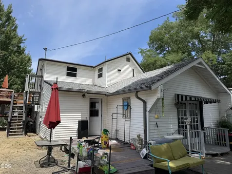 304 2nd Avenue Gold Hill OR 97525