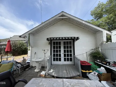 304 2nd Avenue Gold Hill OR 97525