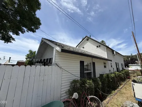 304 2nd Avenue Gold Hill OR 97525