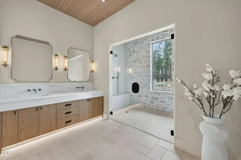 63435 Palla Lane Bend OR 97703