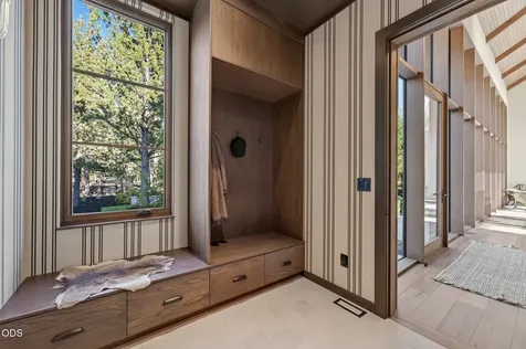 63435 Palla Lane Bend OR 97703