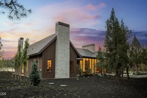 63435 Palla Lane Bend OR 97703