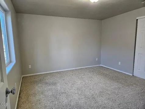 1320 NE 3rd Street Redmond OR 97756