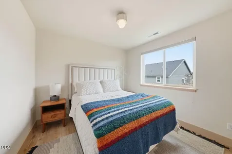 62851 NE Daniel Road Bend OR 97701