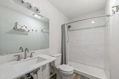 1565 NW Wall Street Bend OR 97703