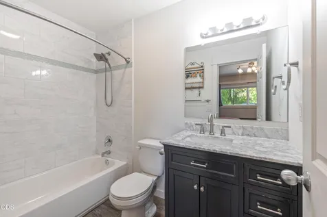1565 NW Wall Street Bend OR 97703