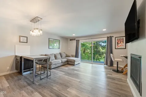 1565 NW Wall Street Bend OR 97703