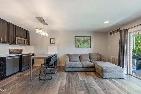 1565 NW Wall Street Bend OR 97703