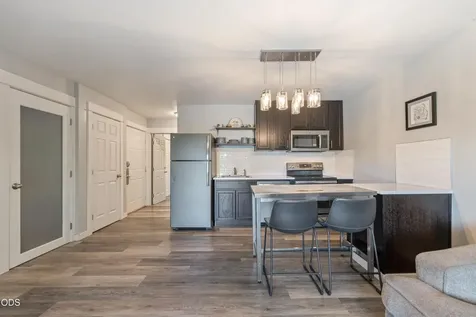 1565 NW Wall Street Bend OR 97703