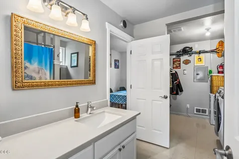 1527 NW Juniper Street Bend OR 97703
