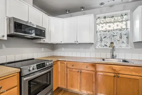 1527 NW Juniper Street Bend OR 97703