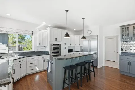 1019 NW Hale Court Bend OR 97703