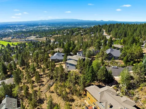 1019 NW Hale Court Bend OR 97703