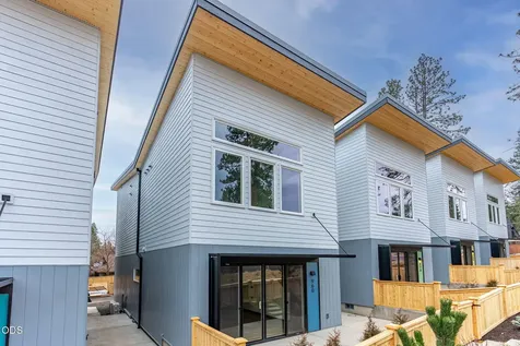 930 NE Norton Avenue Bend OR 97701