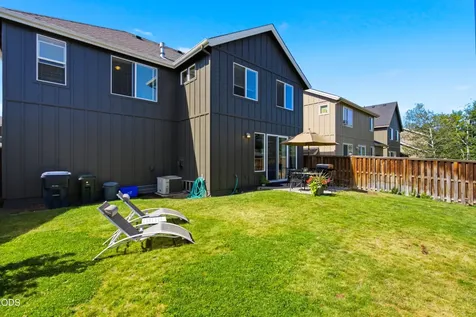 2858 NE Forum Drive Bend OR 97701