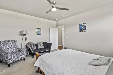 3480 SW 45th Street Redmond OR 97756